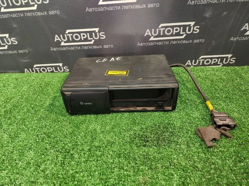 CD-Чейнджер Seat Cordoba 1 2001 1J6035111 1.4 APE