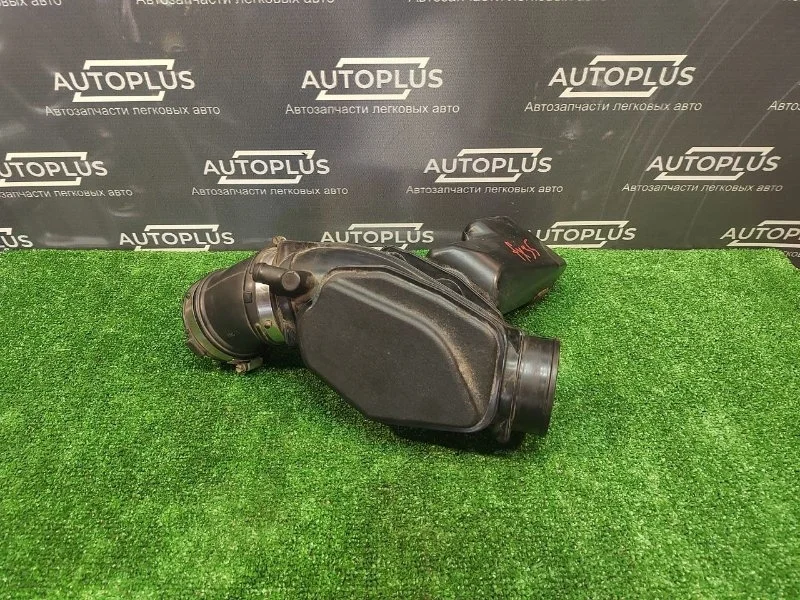 Резонатор воздушного фильтра Infiniti FX35 2003 16585AL500 VQ35DE