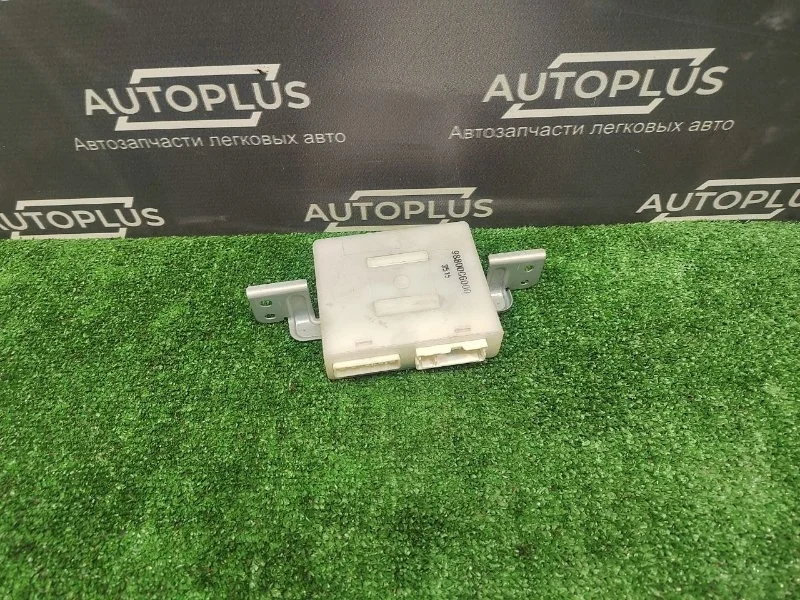 Блок управления рулевой рейкой Infiniti FX35 2003 98800CG000 VQ35DE