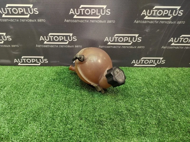 Расширительный бачок Peugeot 307 1323A3 ХЭТЧБЕК 1.6 NFU