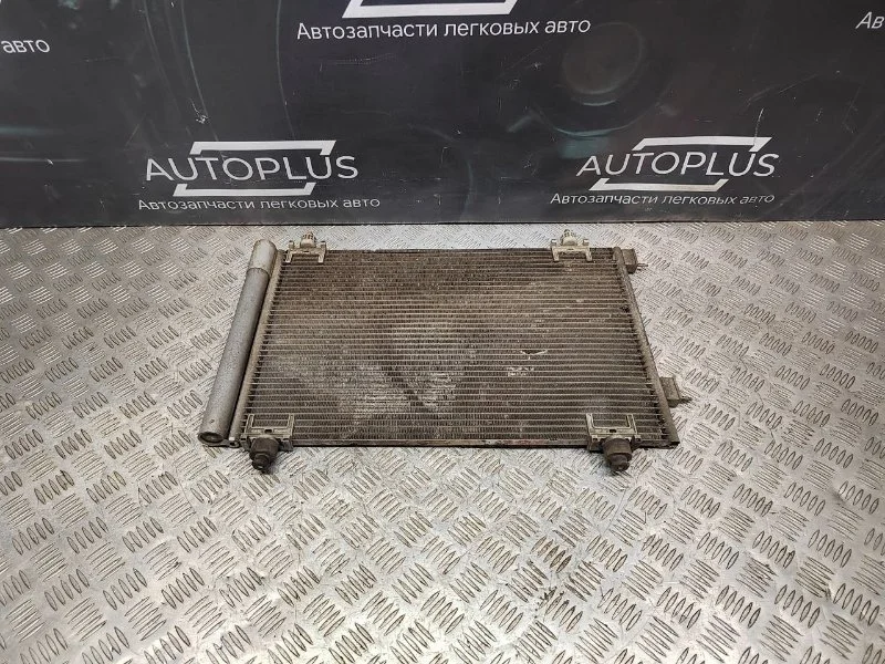 Радиатор кондиционера Peugeot 307 6455AA ХЭТЧБЕК 1.6 NFU