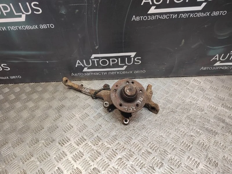 Поворотный кулак Mercedes Benz C-Class W202 A2023300020 СЕДАН 2.3 M 111.974, передний левый