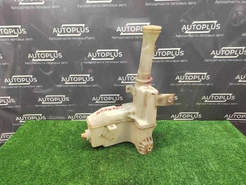 Бачок стеклоомывателя Mazda Premacy 2002 B25H67480D 2.0 FS