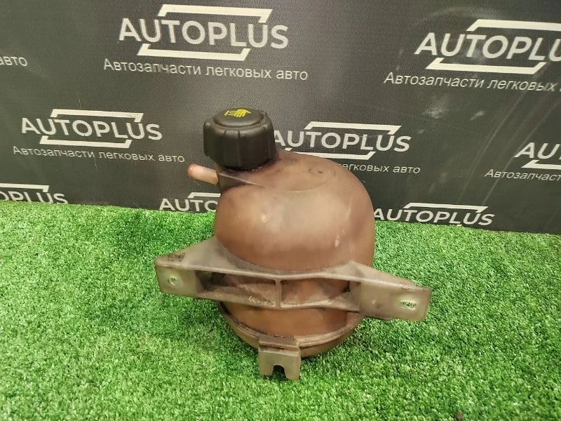 Расширительный бачок Nissan Almera 2016 2171100Q0A G15 K4M 848