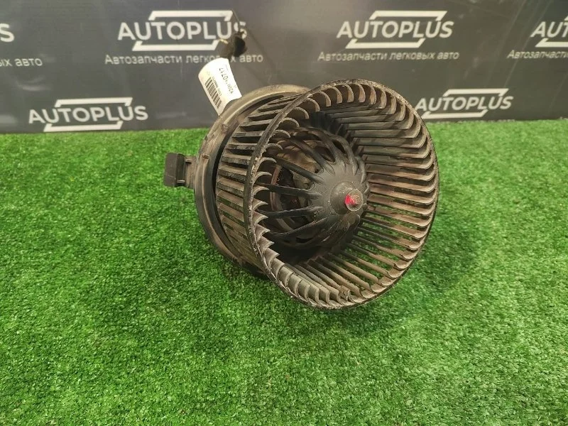 Моторчик печки Renault Logan 2004-2016 6001547487