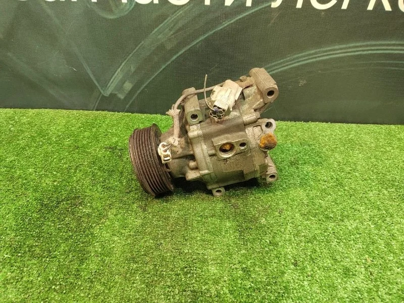Компрессор кондиционера Toyota Corolla 2000-2007 883201A481 1.8 1ZZ