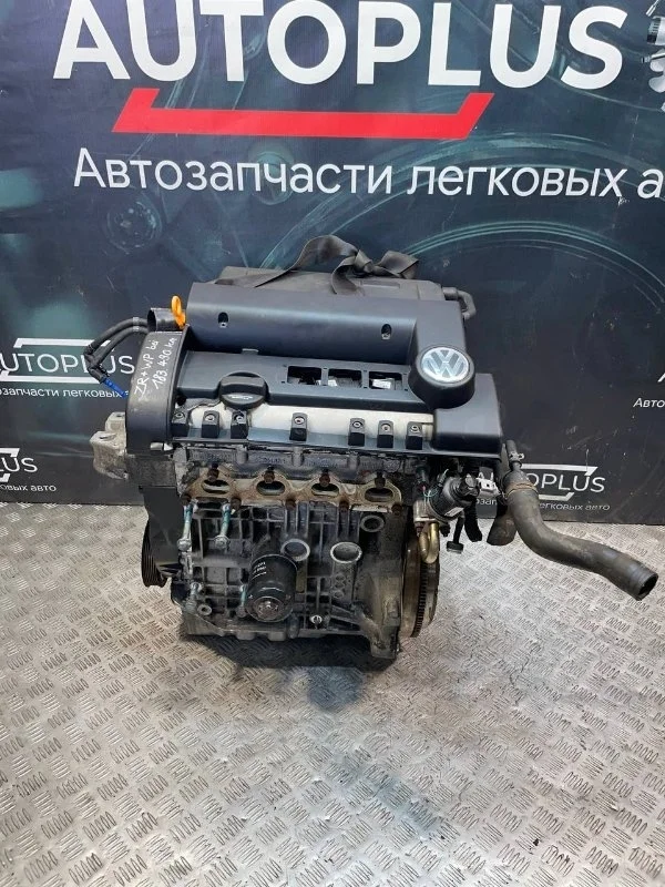 Двигатель Volkswagen Golf 5 2003 036100104CX BCA