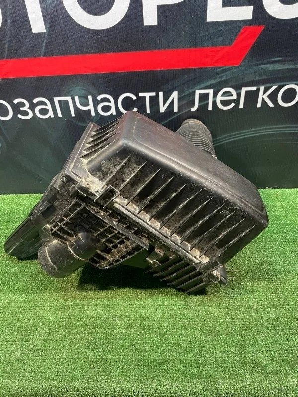 Корпус воздушного фильтра Citroen C5 2003 1427N4 ХЭТЧБЕК 2.0 16V RFN(EW10J4)