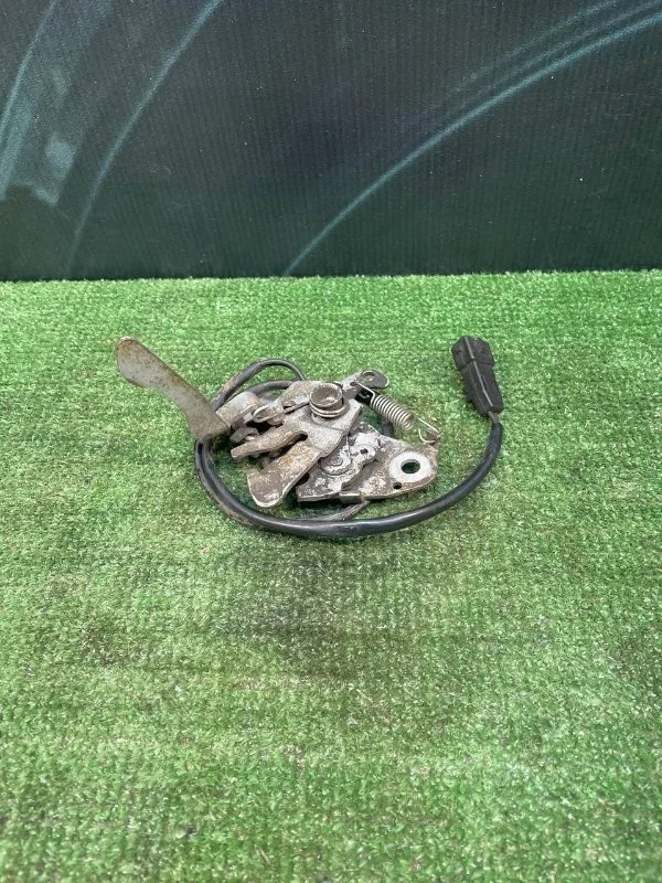 Замок капота Citroen C5 2003 793471 ХЭТЧБЕК 2.0 16V RFN(EW10J4)