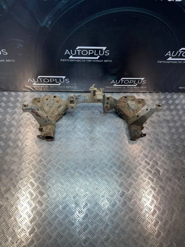 Подрамник Mazda Protege 2001 CB073480XE СЕДАН 1.6 ZM, передний