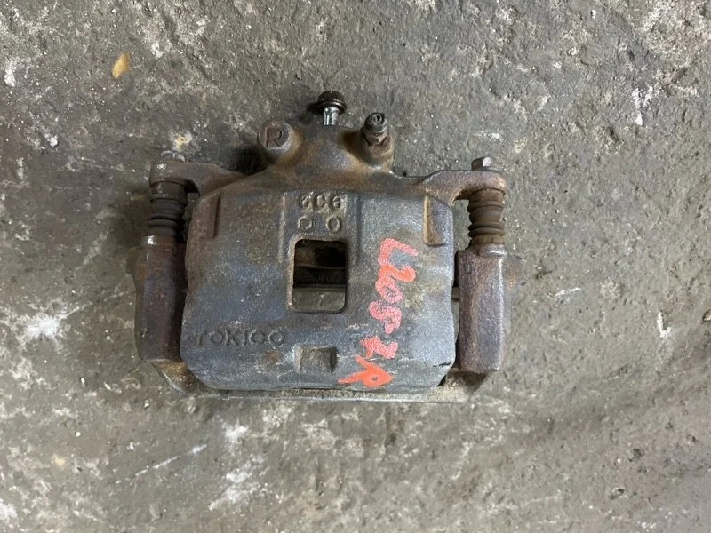 Суппорт передний правый Mitsubishi L200 (2015-2022) 2015 4605A202 ПИКАП 2.4 D 4N15