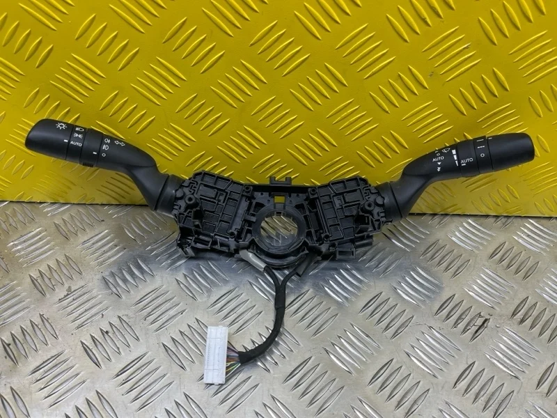 Переключатель подрулевой (стрекоза) Toyota Rav 4 (Xa50) (2018-Н.в.) 2019 8432933090 2.5 I A25AFXS