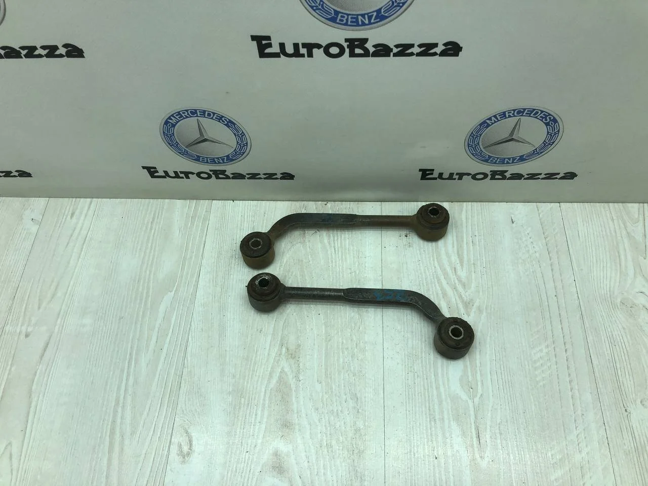 Тяга заднего стабилизатора Mercedes W203