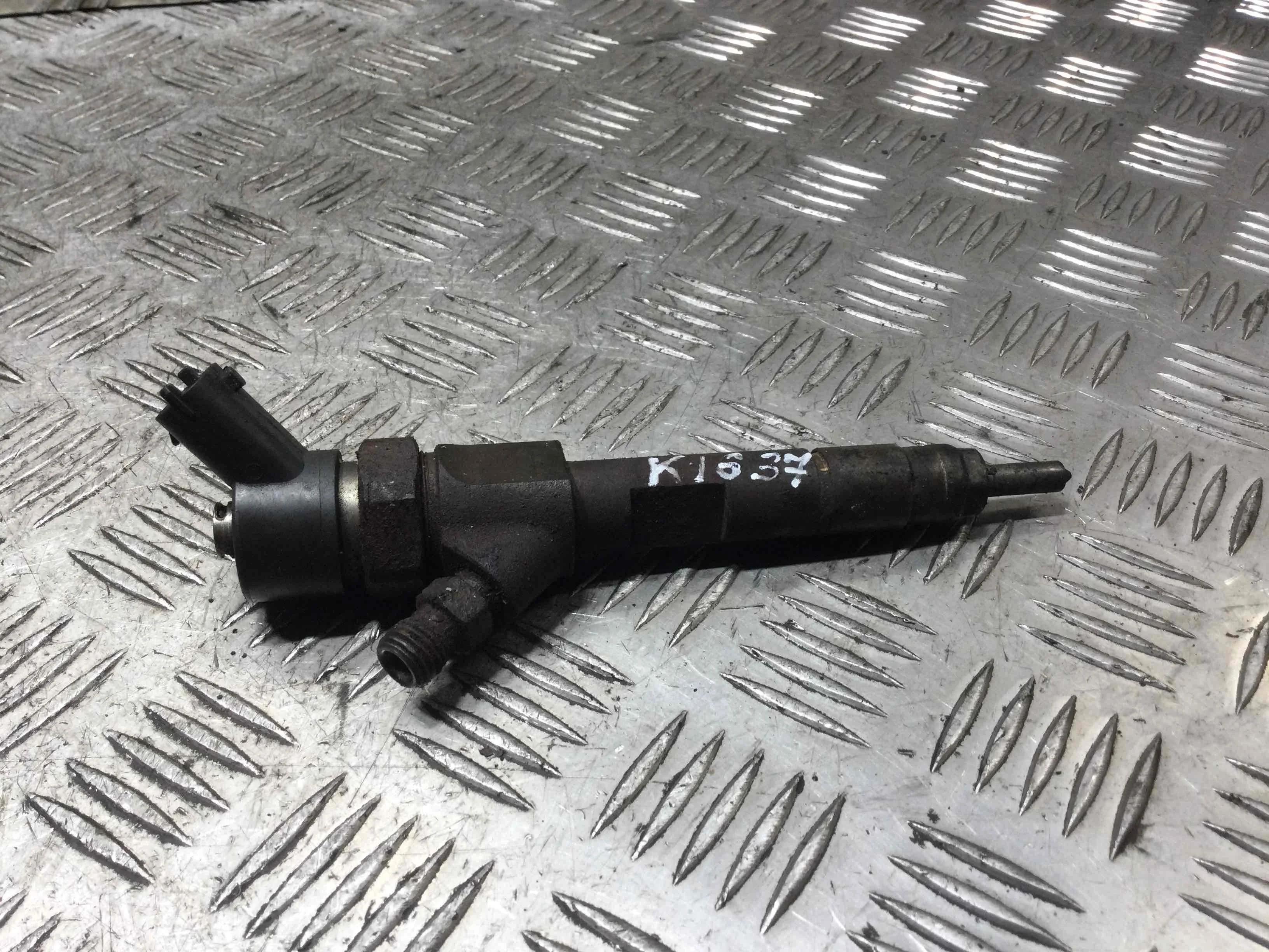 Форсунка Opel Vivaro A (2001-2014) дизель 1.9 CDTi Механика Микроавтобус