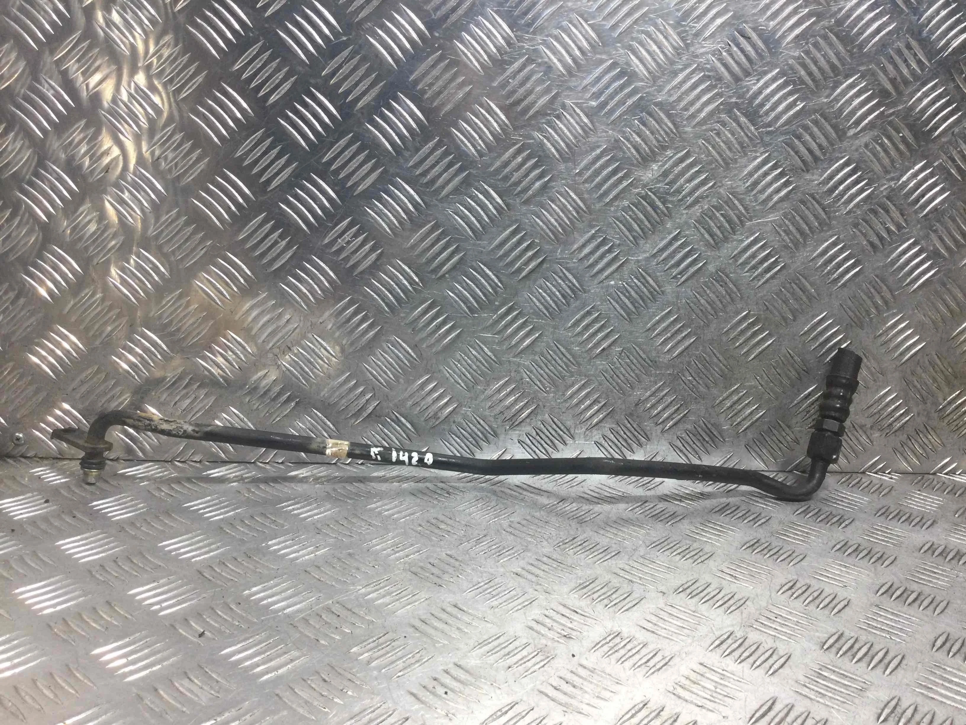 Шланг (трубка) АКПП Audi A4 B6 (2000-2005) бензин 3.0 i Вариатор Седан