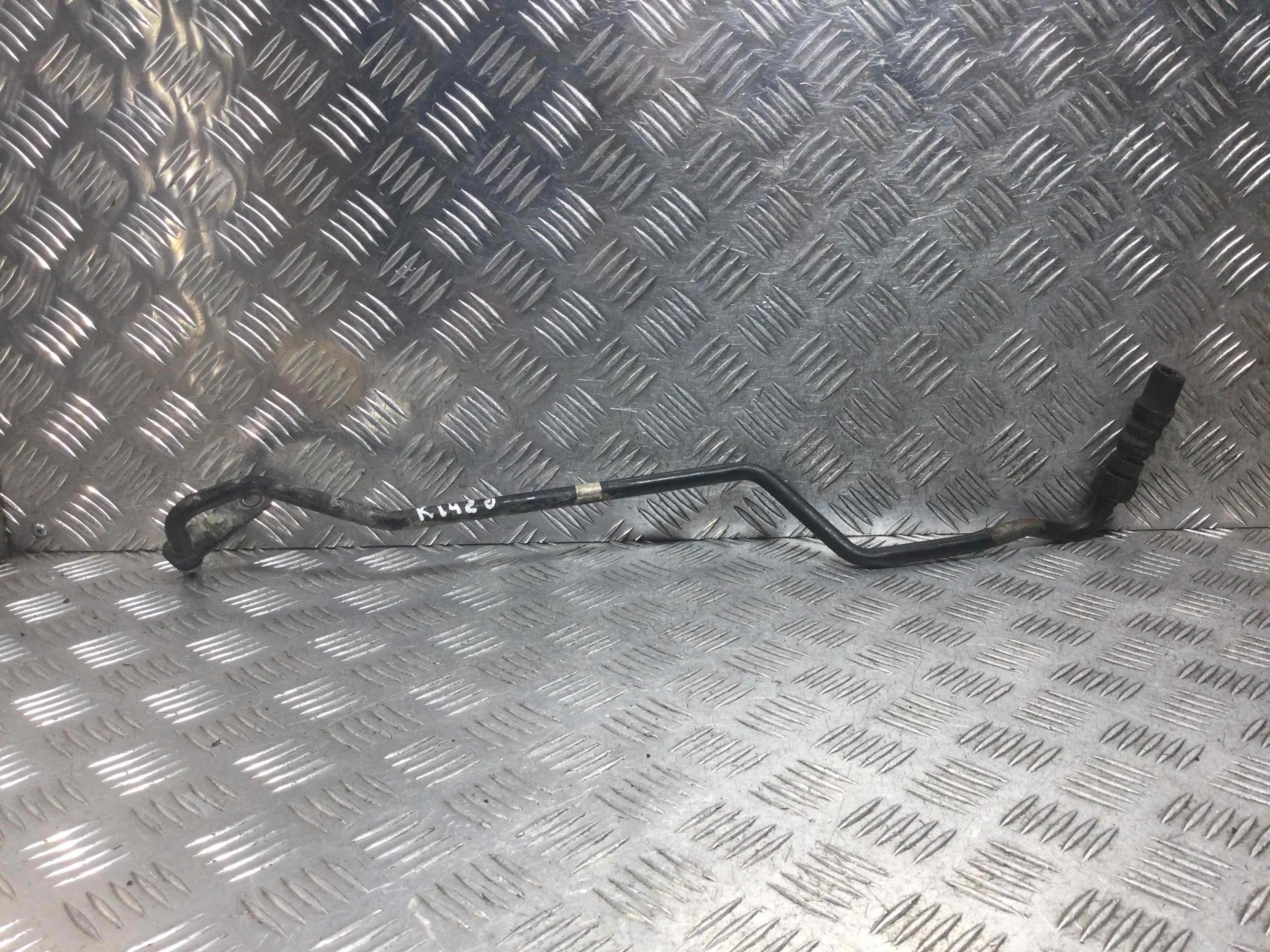 Шланг (трубка) АКПП Audi A4 B6 (2000-2005) бензин 3.0 i Вариатор Седан