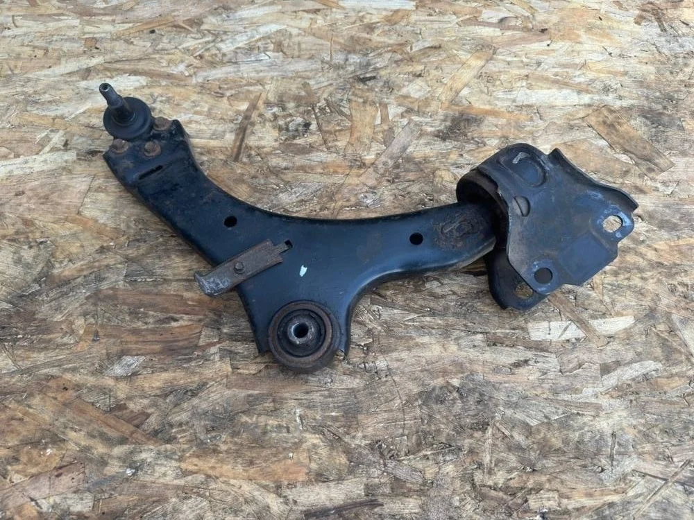 Рычаг подвески Ford Mondeo 4 2010