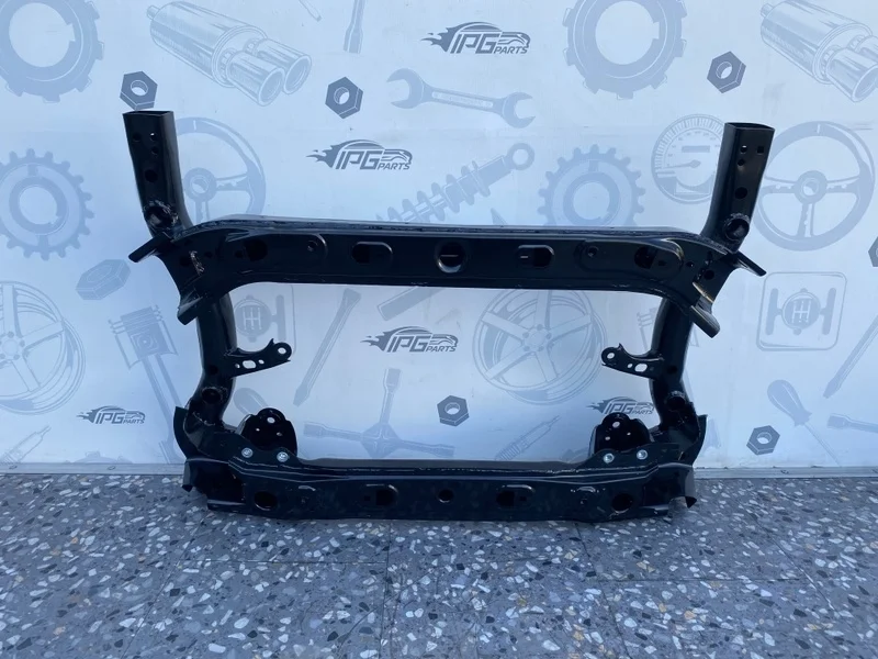 Подрамник передний Mercedes-benz W213