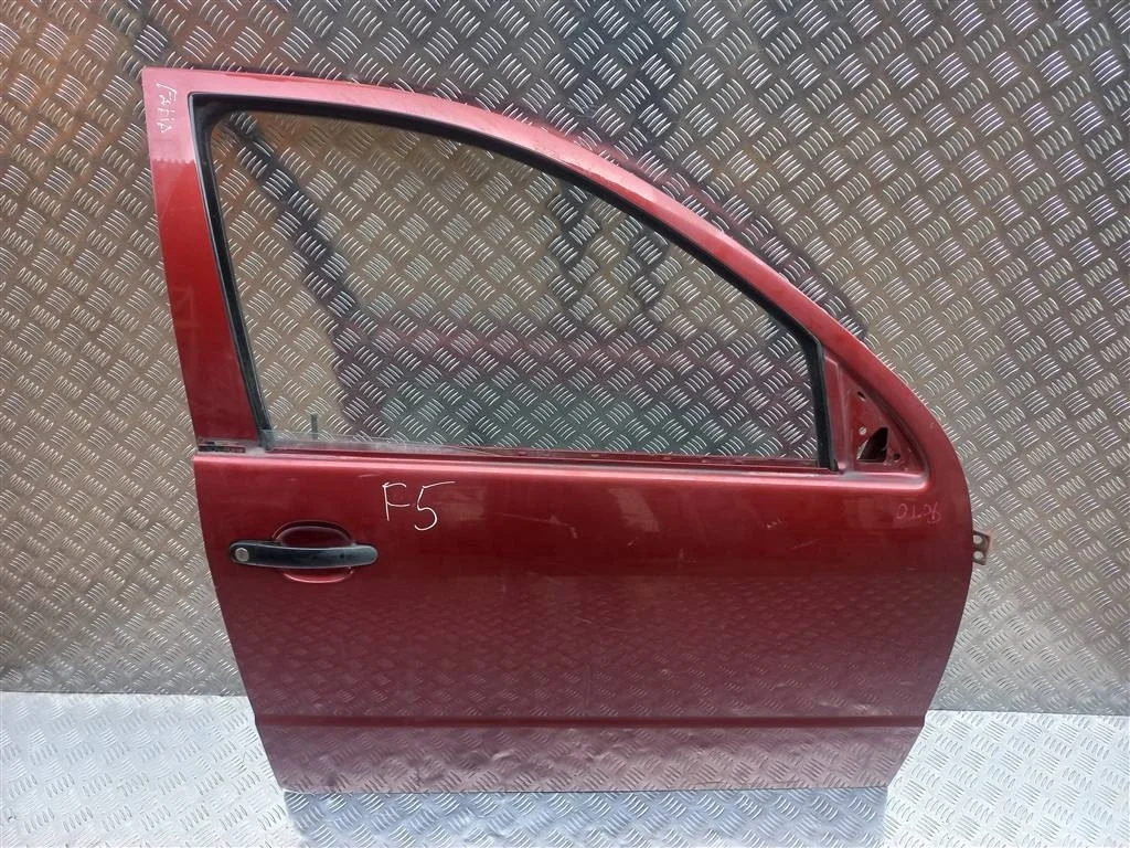 Дверь передняя правая SKODA FABIA I (1999—2004)