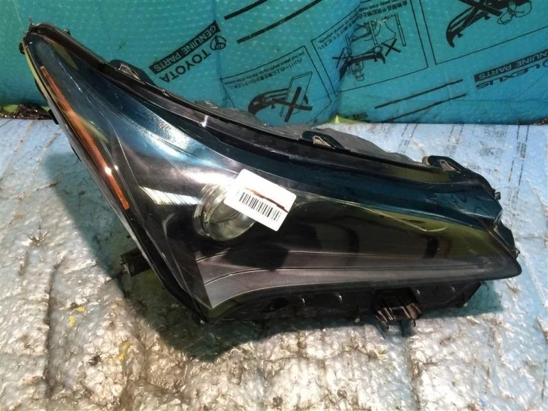 Фара правая Lexus NX 200/300H 2014> 8114578020