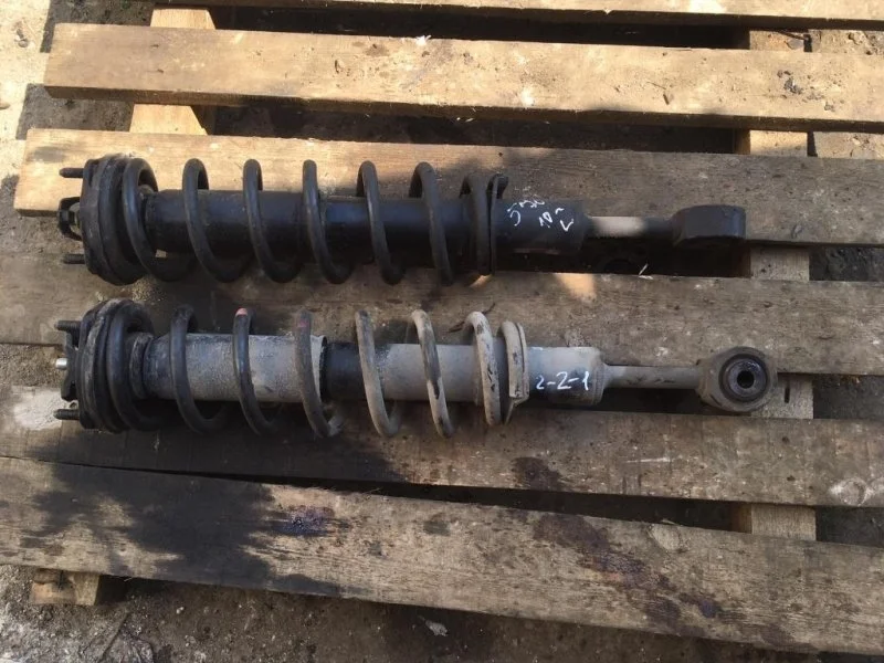 Амортизатор передний ( в сборе) Lexus Lx570 2011 4851069355 5.7