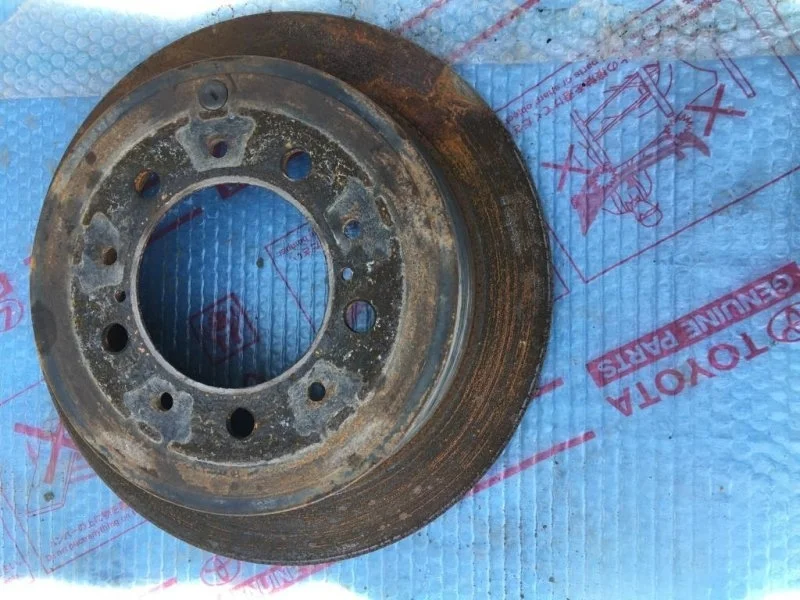 Диск тормозной задний Toyota Land Cruiser 200 4243160290