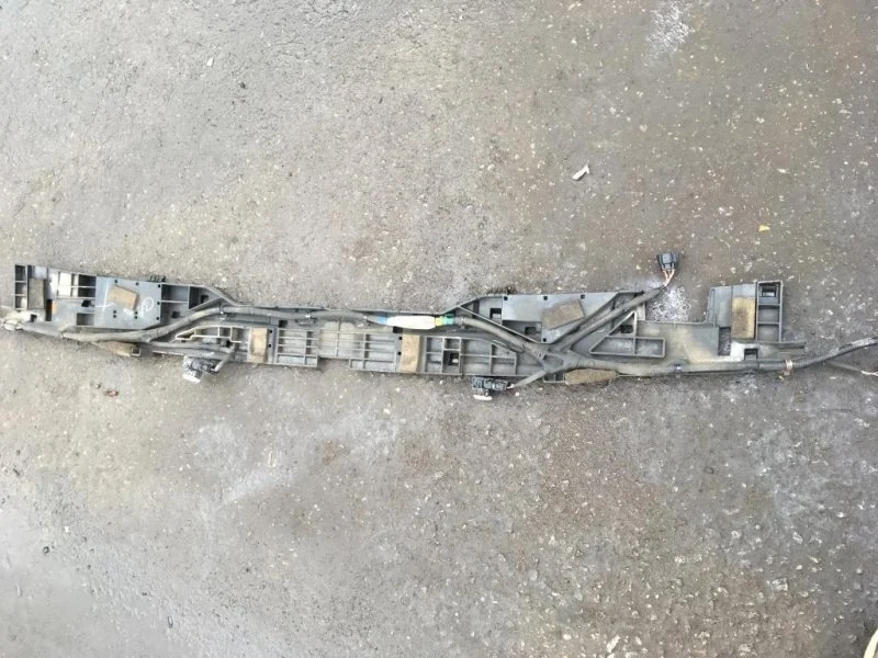 Наполнитель заднего бампера TOYOTA LAND CRUISER 200 2014 5261560081 4