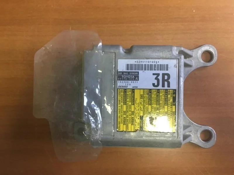 Блок управления AIR BAG TOYOTA Camry V40 2006-2011 2007 8917033510 3.5