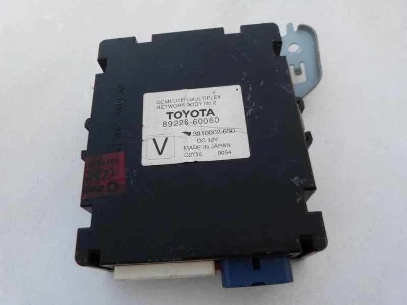 Блок computer multiplex network body Toyota Land Cruiser 200 2012 8922660060 4.6