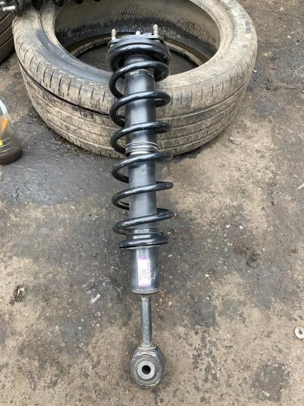 Амортизатор передний ( в сборе) Lexus Lx570 2010 4851069355 5.7