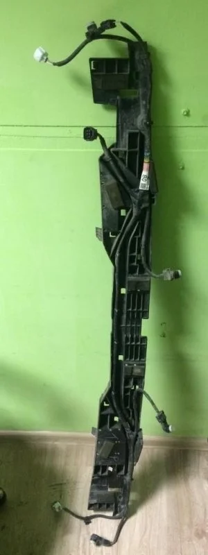 Наполнитель заднего бампера Lexus LX450D 2017 5261560081 4.5