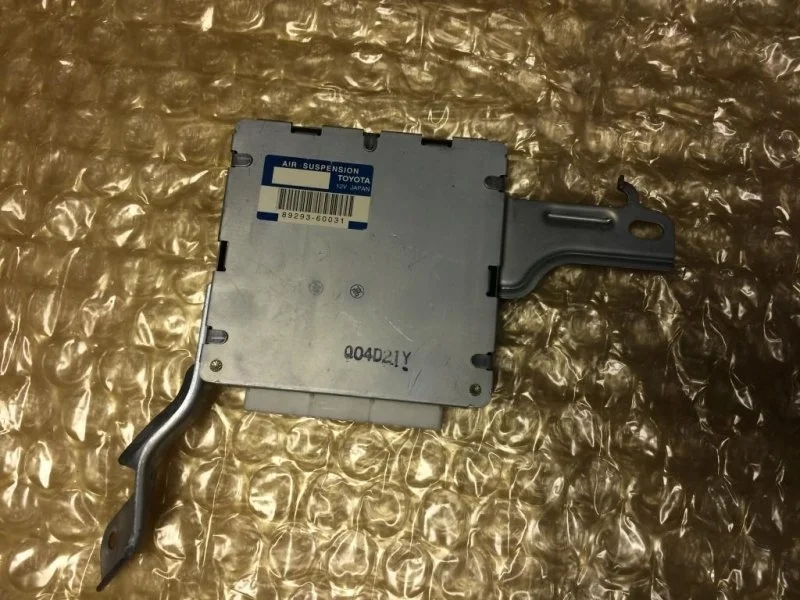 Блок управления подвеской Toyota Land Cruiser (120)-Prado 2002-2009 2005 8929360031 3