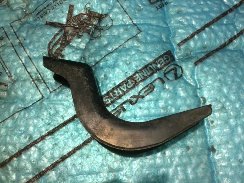 Кронштейн подножки Lexus LX450D 2016 5179760120 4