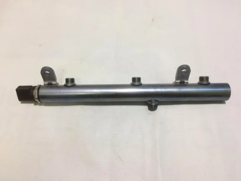 Рейка топливная (рампа) Mercedes-Benz W166 M-Klasse (Ml/Gle) 2011> 2017 A6420703095