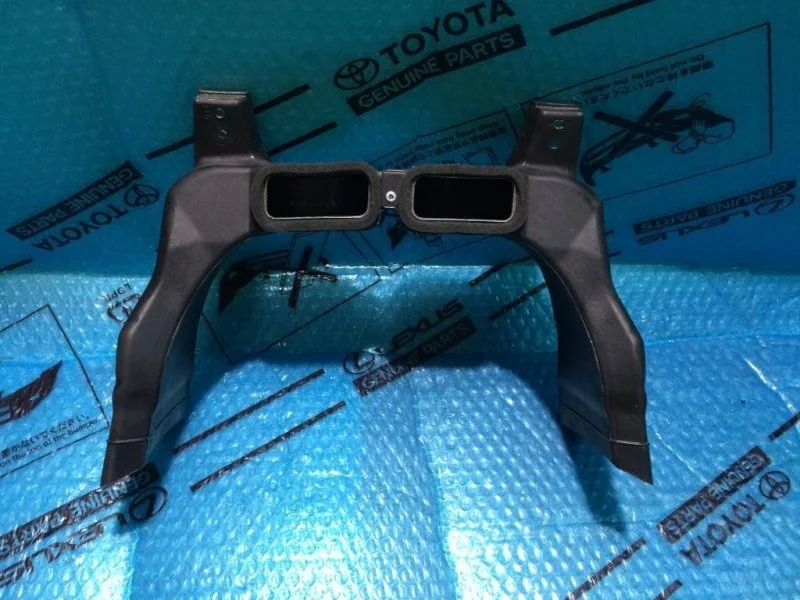 Воздуховод TOYOTA LAND CRUISER 200 2012 8721260140 4.6