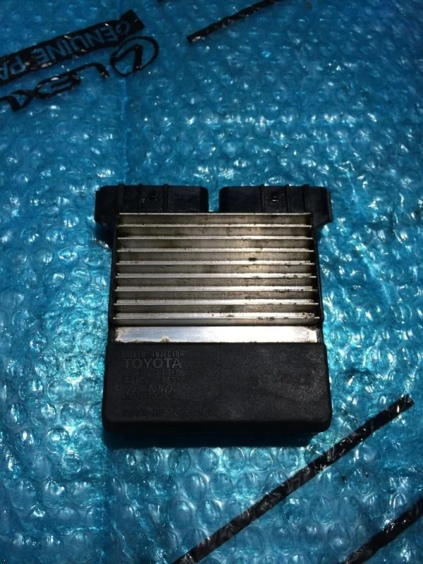 Блок управления TOYOTA LAND CRUISER 200 2014 8987171010 4.5