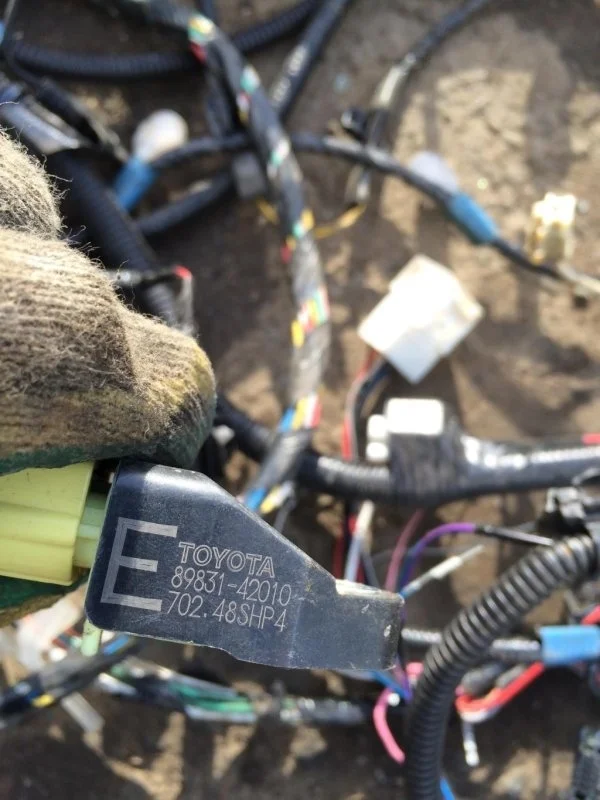 Датчик AIR BAG TOYOTA Camry V40 2006-2011 2008 8983142010 3