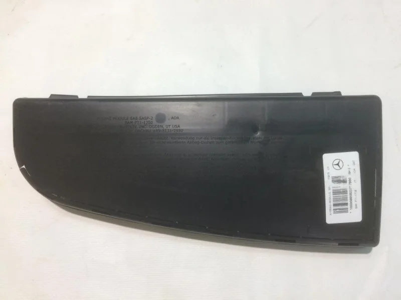 Подушка безопасности боковая (в сиденье) MERCEDES-BENZ W166 M-Klasse (ML/GLE) 2011> 2017 A1668600502