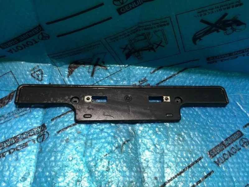 Площадка номерного знака TOYOTA LAND CRUISER 200 2016 5211460050 4