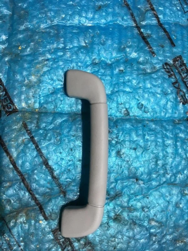 Ручка потолочная передняя TOYOTA LAND CRUISER 200 2018 7461030240B0 4.5