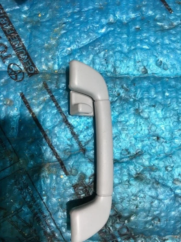 Ручка потолочная передняя TOYOTA LAND CRUISER 200 2018 7461030240B0 4.5