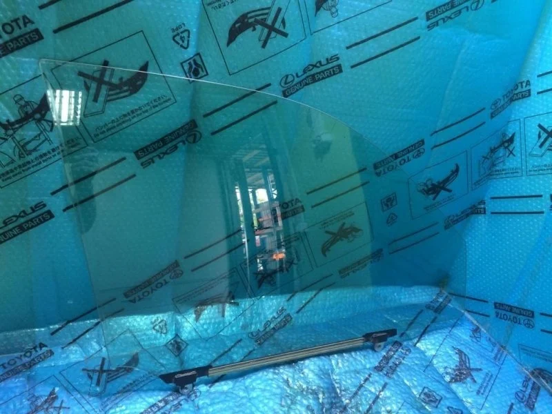 Стекло двери передней правой Lexus GX470 2002-2009 6810160350