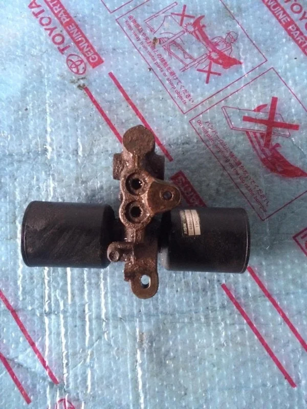 Цилиндр КДСС Toyota Land Cruiser 200 2013 4800660022 4.5