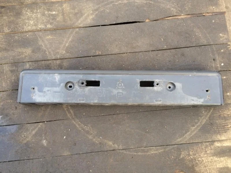 Площадка номерного знака Toyota Land Cruiser (150)-Prado 2009> 2014 5211460210 4.0