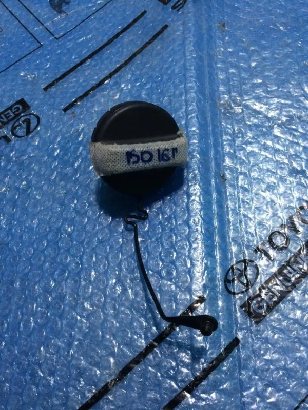 Крышка топливного бака Toyota Land Cruiser (150)-Prado 2009> 7730052030