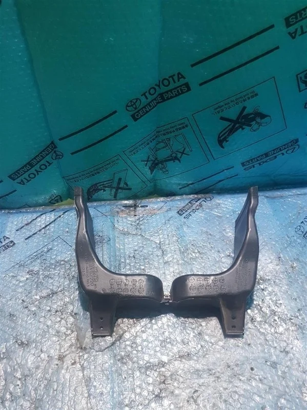 Воздуховод TOYOTA LAND CRUISER 200 8721260140