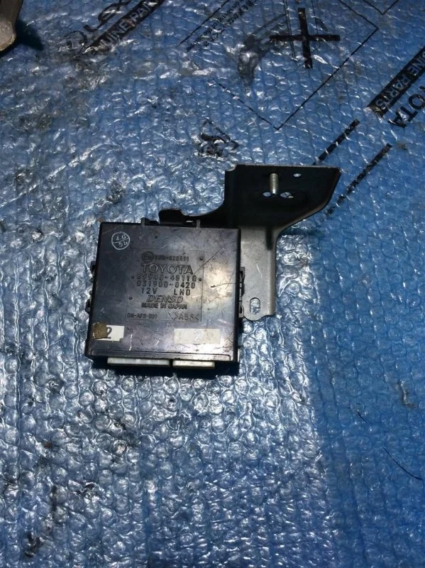 Блок управления светом Lexus RX-300/330/350/400h 2003-2009 8994048110