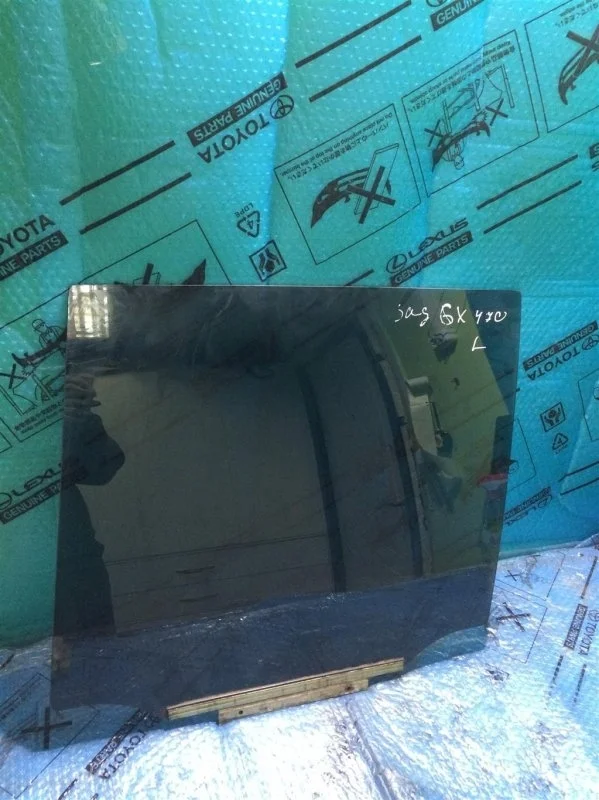 Стекло двери задней левой Lexus GX470 2002-2009 6811460240