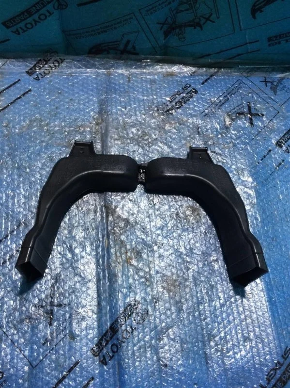 Воздуховод TOYOTA LAND CRUISER 200 2018 8721260140 4