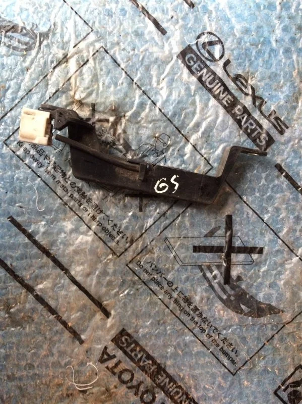 Антенна TOYOTA Camry V40 2006-2011 8999741010